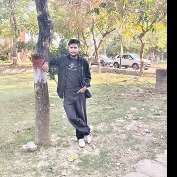 Saurabh Kant home tutor in Kalyanpur Kanpur